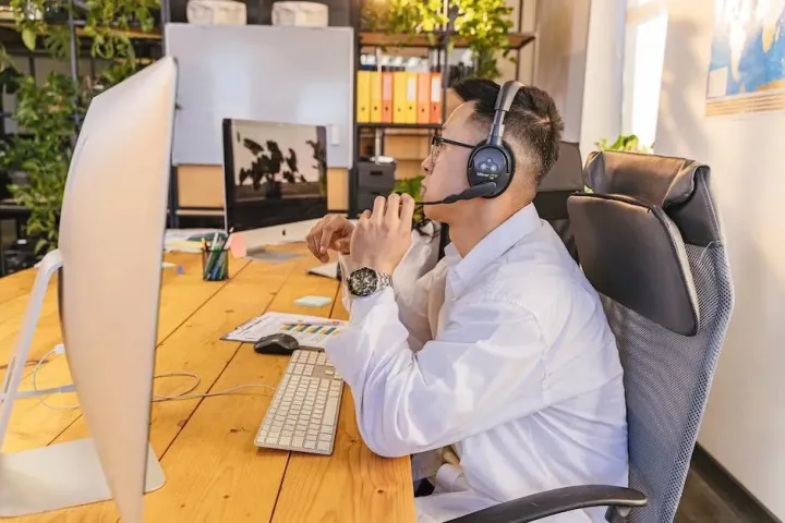 evo真人视讯科技：以后想在科技巨頭工作，你最好精通兩門學(xué)科