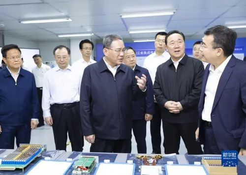 新華網：聚焦物聯感知、人工智能、大數據技術賦能，在加快數字化轉型中塑造高質量開展新動能新優勢